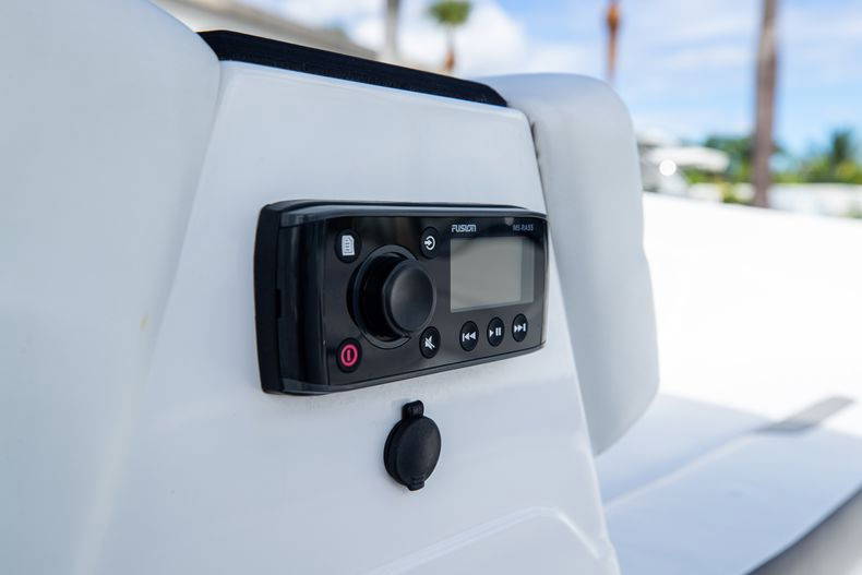 Used 2021 Hurricane SunDeck Sport SS 185 OB #9844 image 33