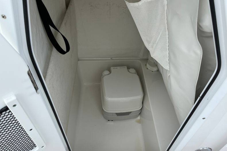 Used 2017 Sea Hunt Ultra 234 #0416 image 19