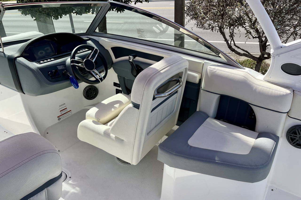 Alternative image of Cobalt 23 SC in Vero Beach, FL