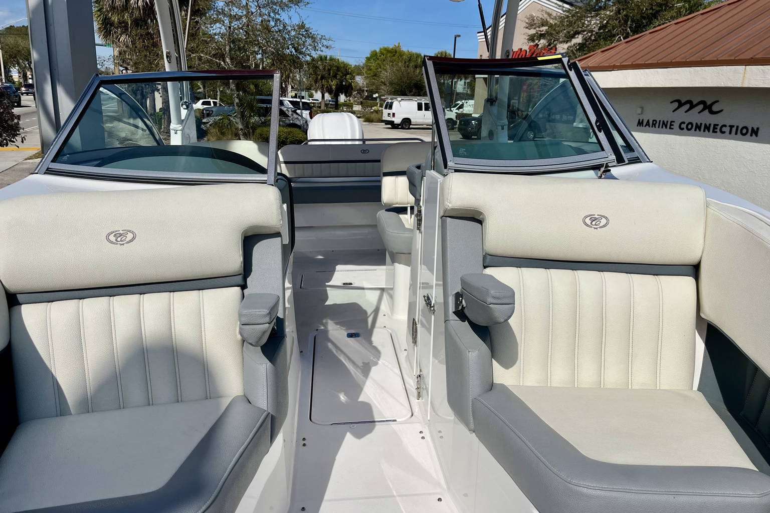 Used 2022 Cobalt 23 SC #3019 image 19