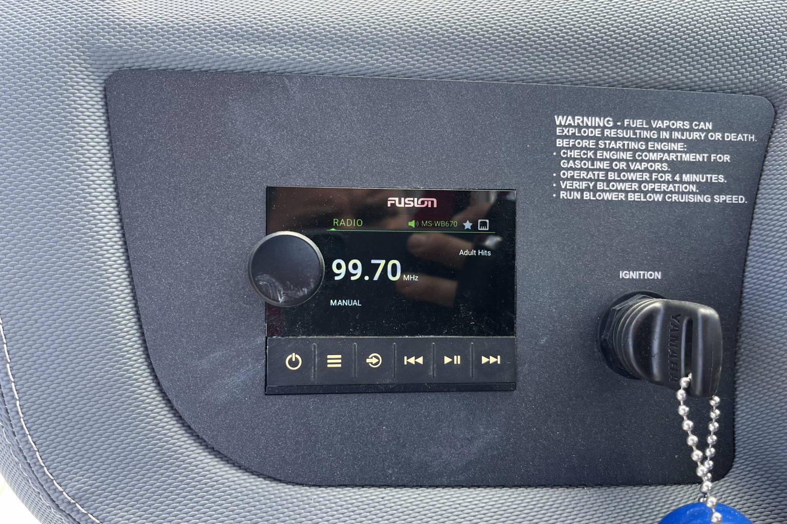 Used 2022 Cobalt 23 SC #3019 image 33