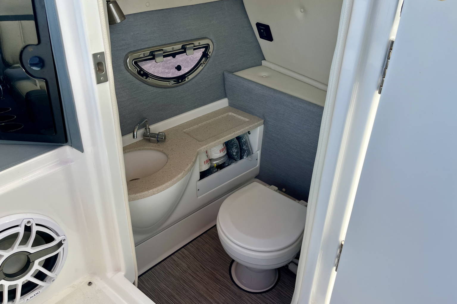 Used 2022 Cobalt 23 SC #3019 image 35