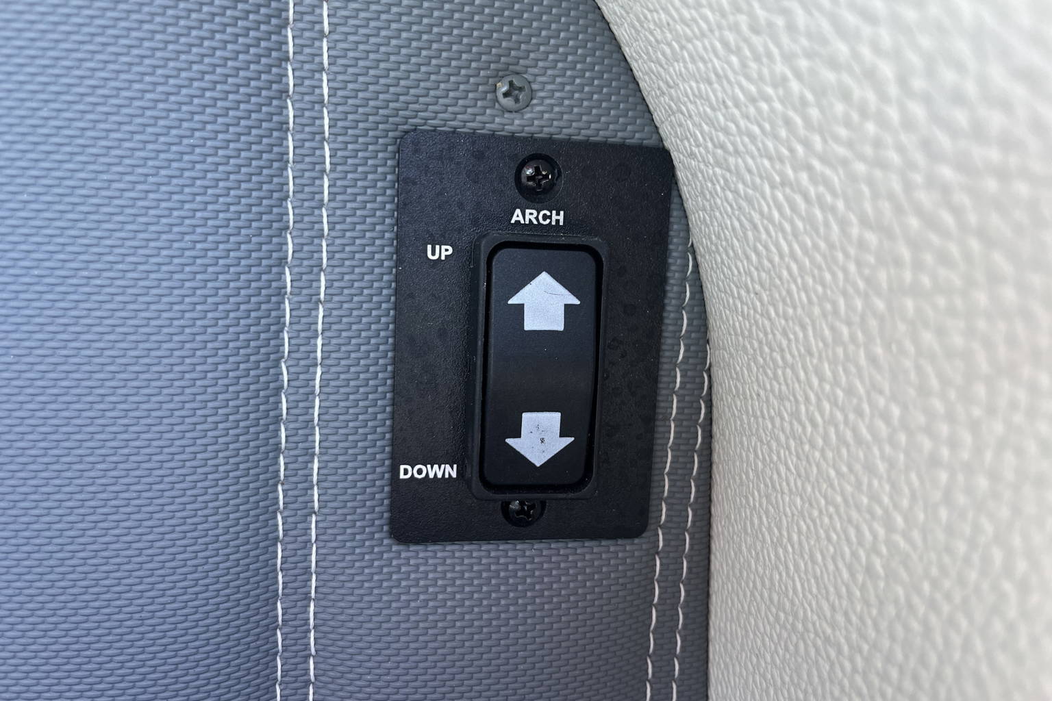 Used 2022 Cobalt 23 SC #3019 image 40