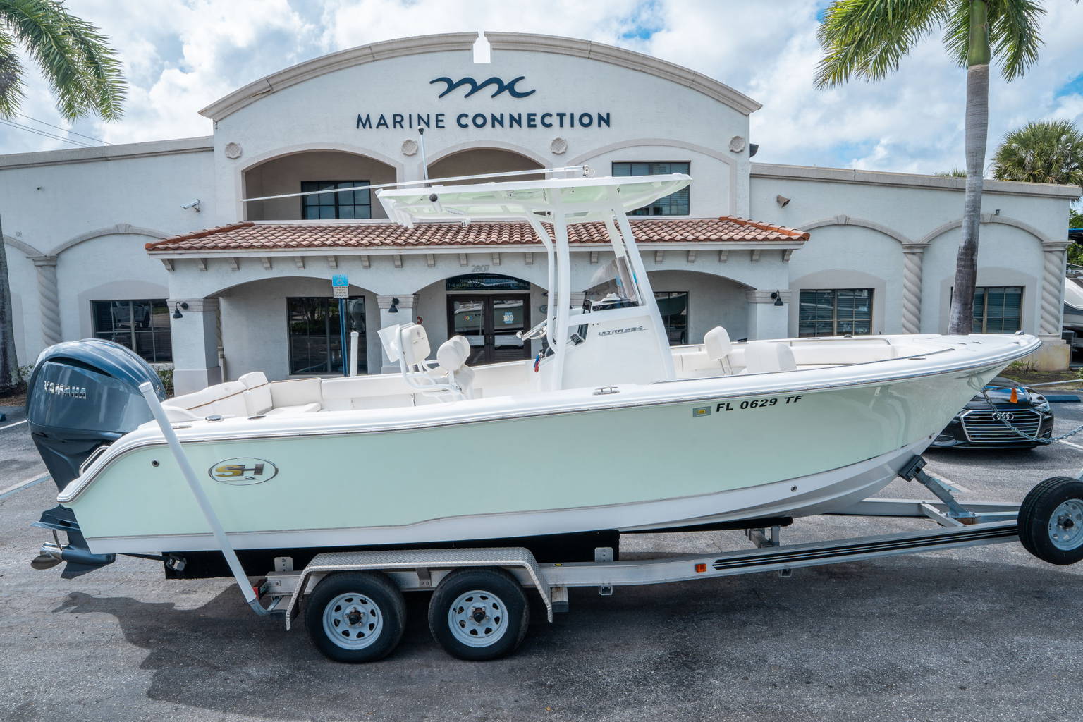 Used 2022 Sea Hunt Ultra 234 #0374 image 1