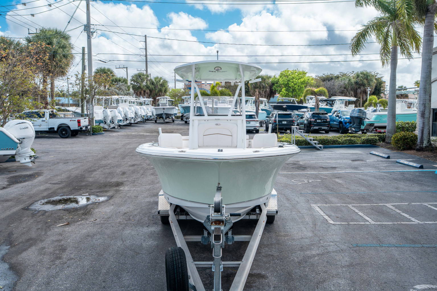 Used 2022 Sea Hunt Ultra 234 #0374 image 7