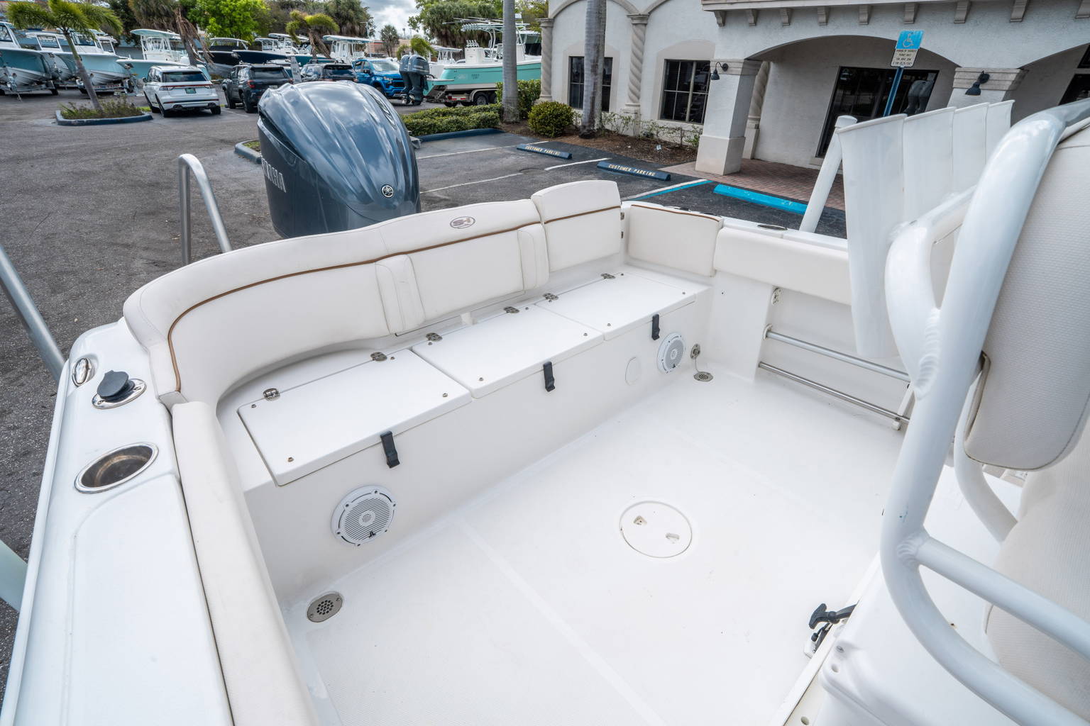 Used 2022 Sea Hunt Ultra 234 #0374 image 11