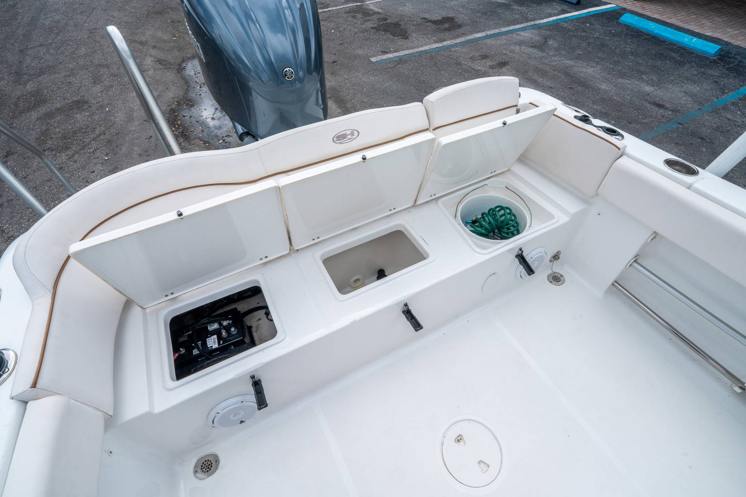 Used 2022 Sea Hunt Ultra 234 #0374 image 12