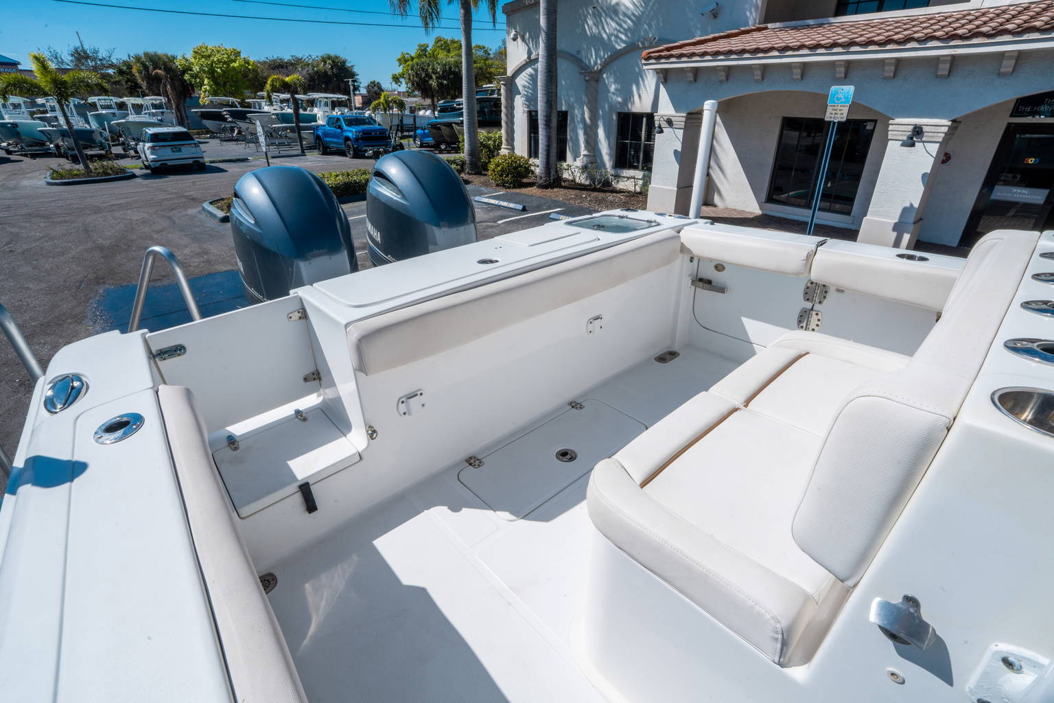 Used 2019 Sea Hunt Gamefish 27 FS #0106 image 10