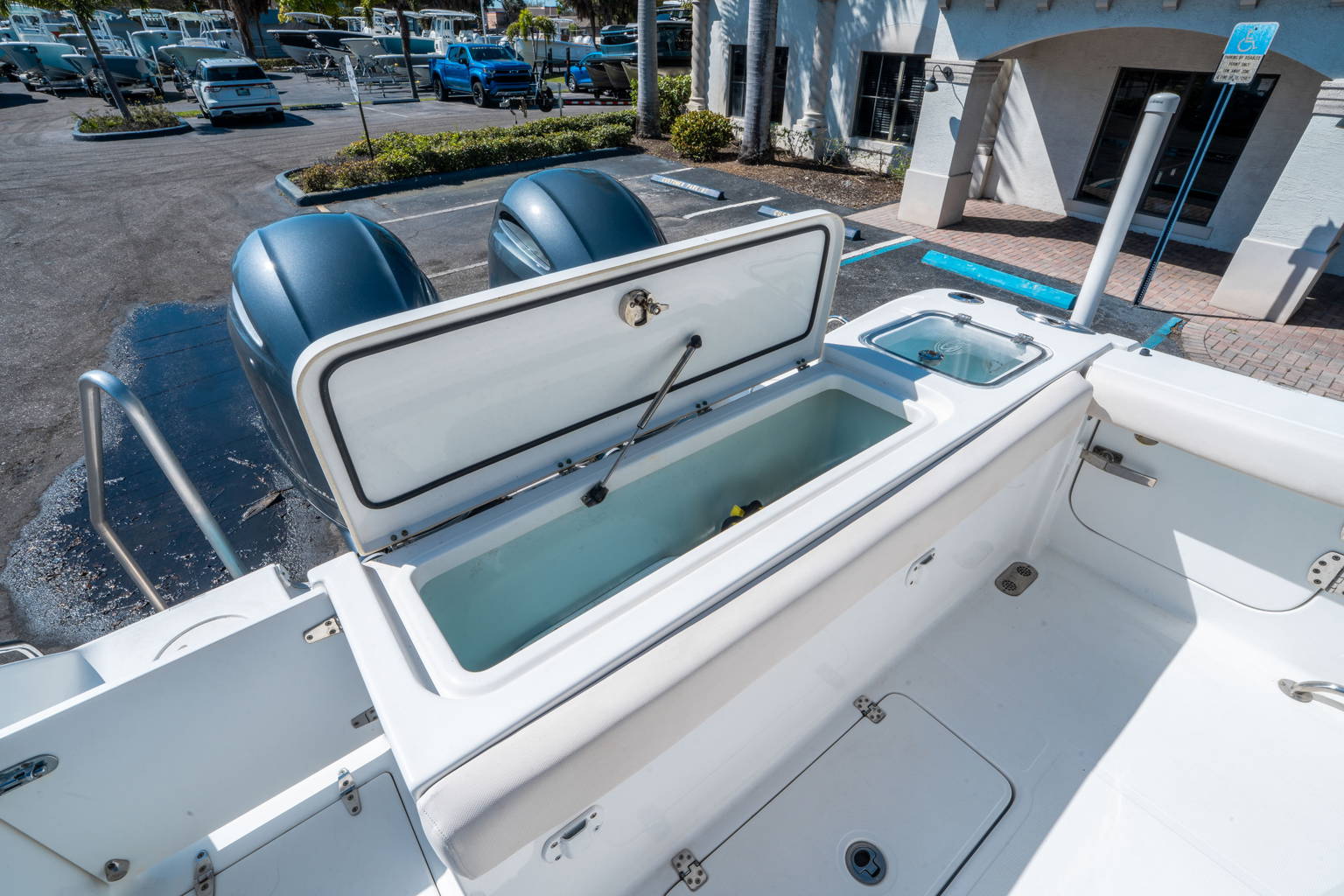 Used 2019 Sea Hunt Gamefish 27 FS #0106 image 11