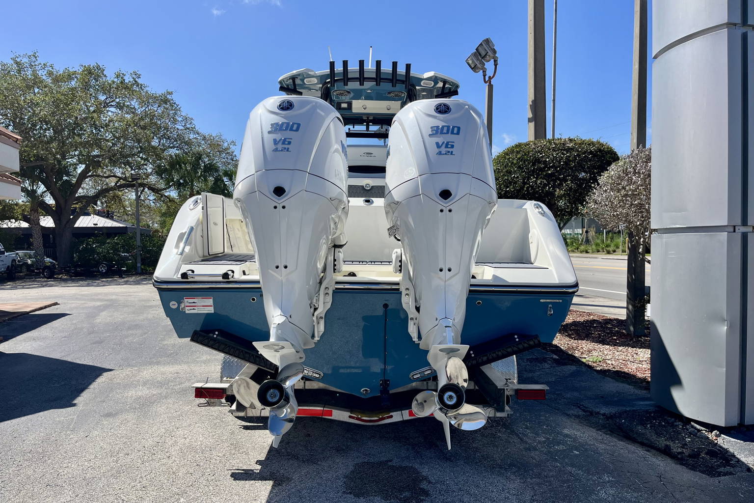 New 2026 Cobia 305 CC #L032 image 5