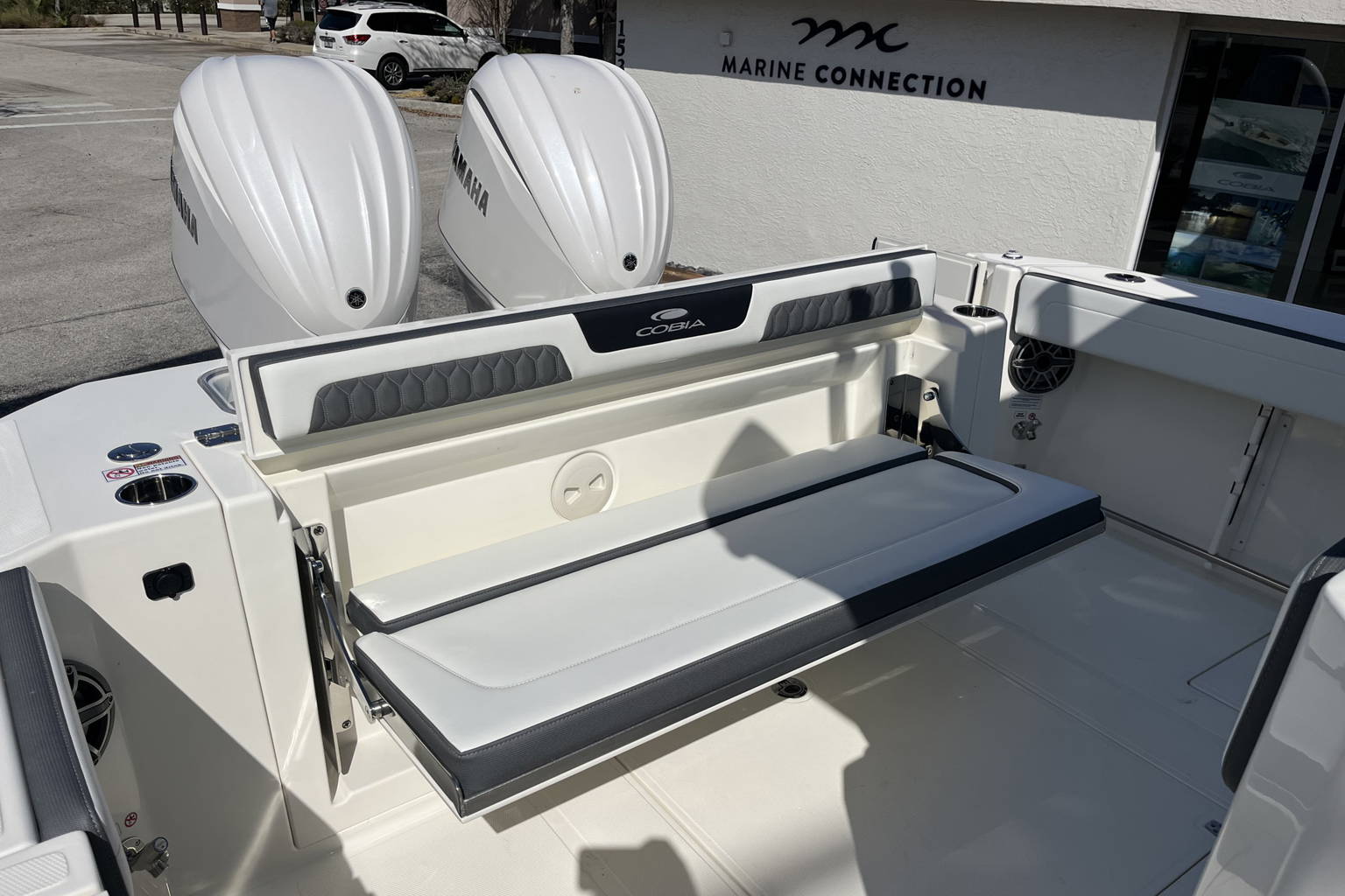 New 2026 Cobia 305 CC #L032 image 40