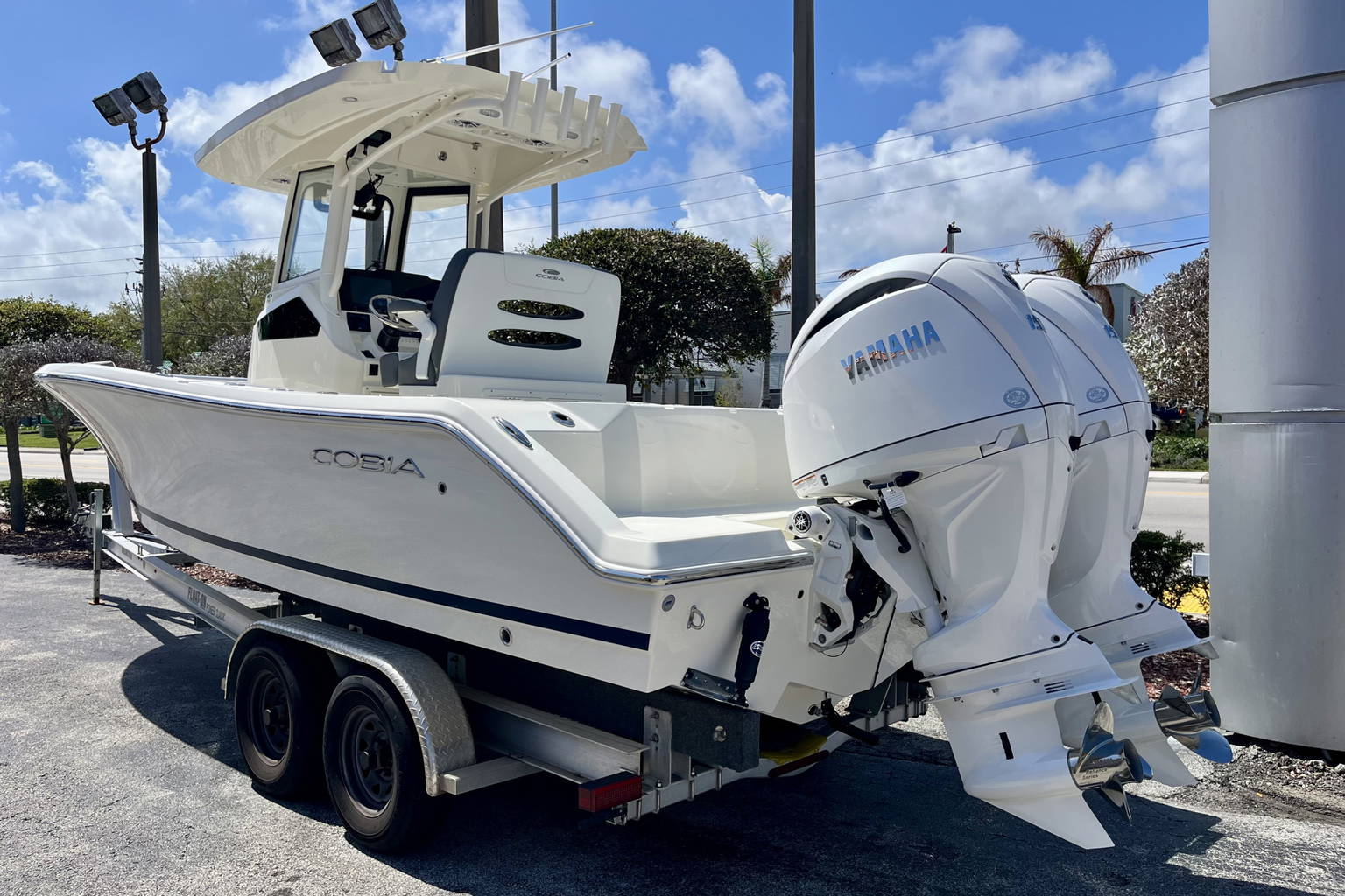 New 2026 Cobia 245 CC #M034 image 4