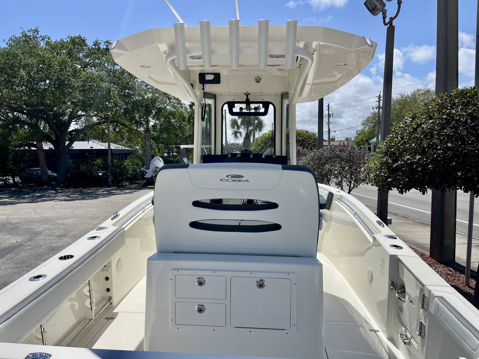 Alternative image of Cobia 245 CC in Vero Beach, FL