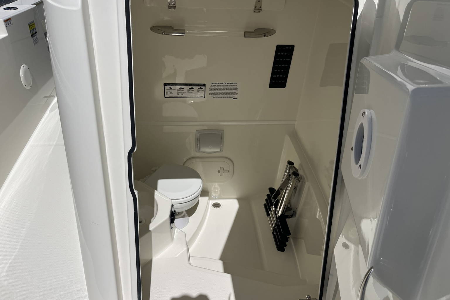 New 2026 Cobia 245 CC #M034 image 22