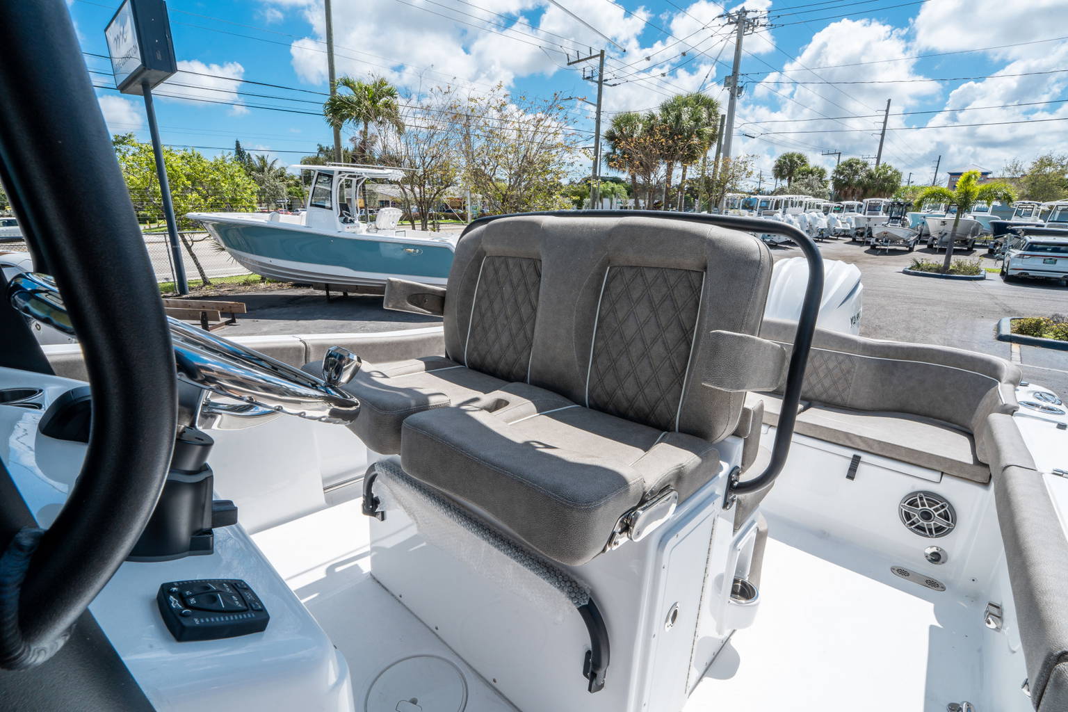 New 2026 Sea Hunt Ultra 255 SE #0338 image 18