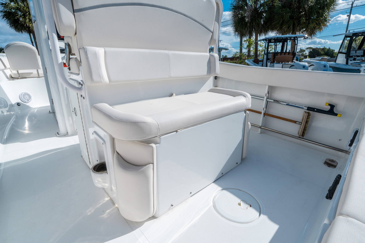 Used 2024 Sea Hunt Ultra 255 SE #0495 image 13