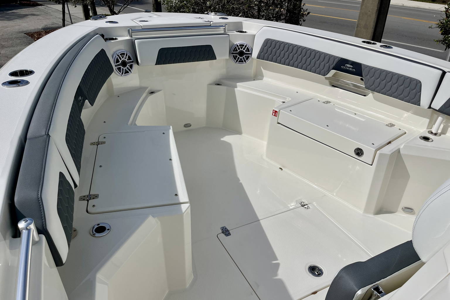 New 2026 Cobia 285 CC Open #K014 image 16