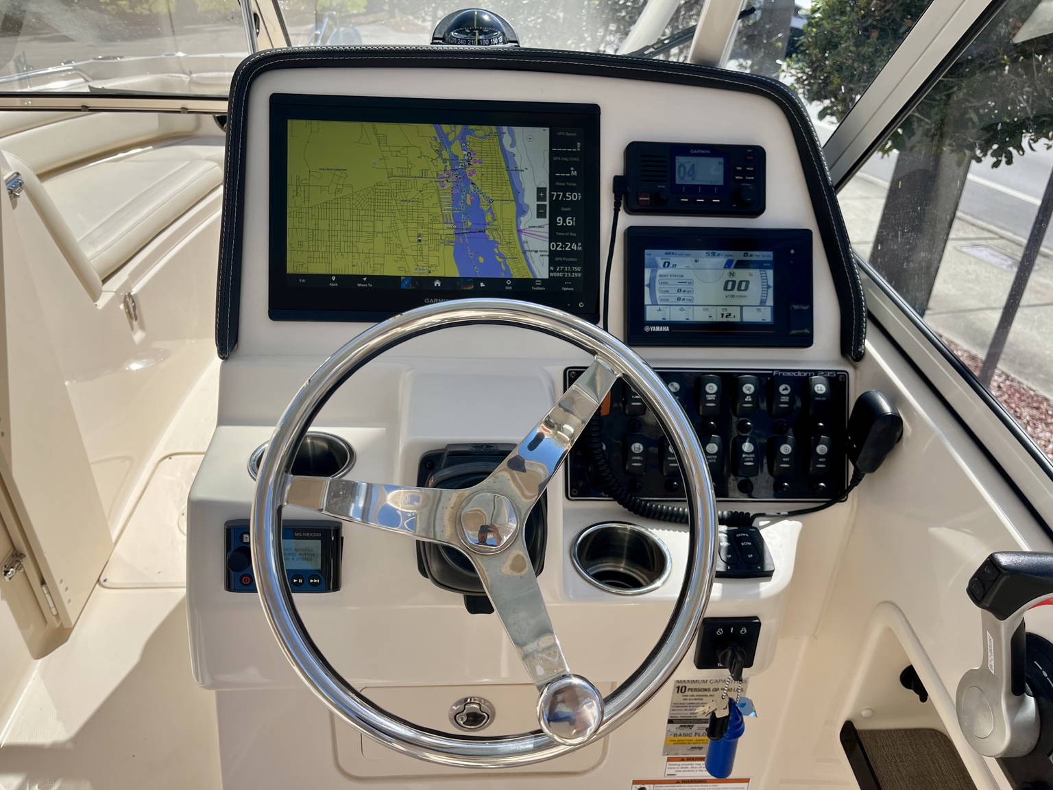 Alternative image of Grady-White 235 Freedom in Vero Beach, FL