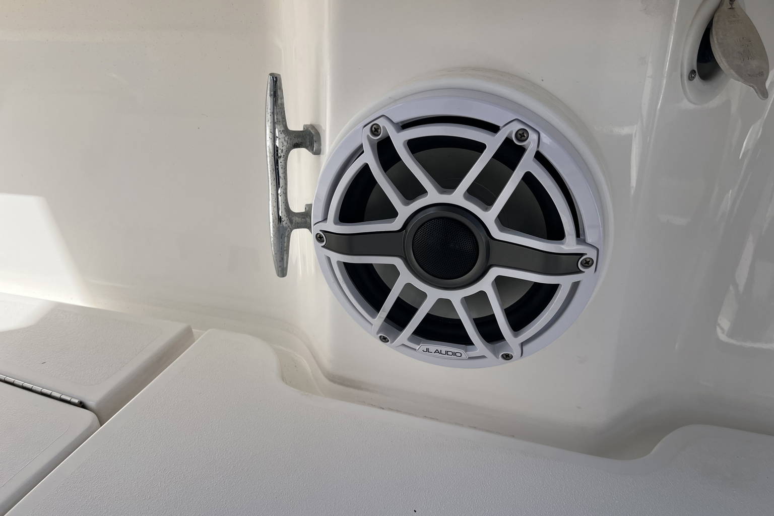 Used 2017 Contender 25 T #C508 image 34