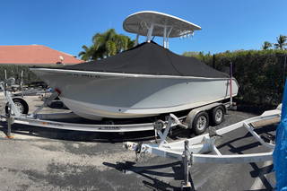 Used 2022 Sea Hunt Ultra 234 CC for sale