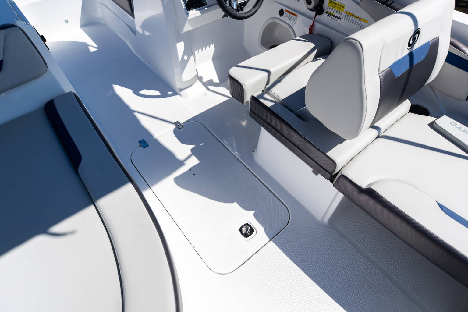 New 2023 Hurricane SunDeck Sport OB SS 205 OB #9094 image 16