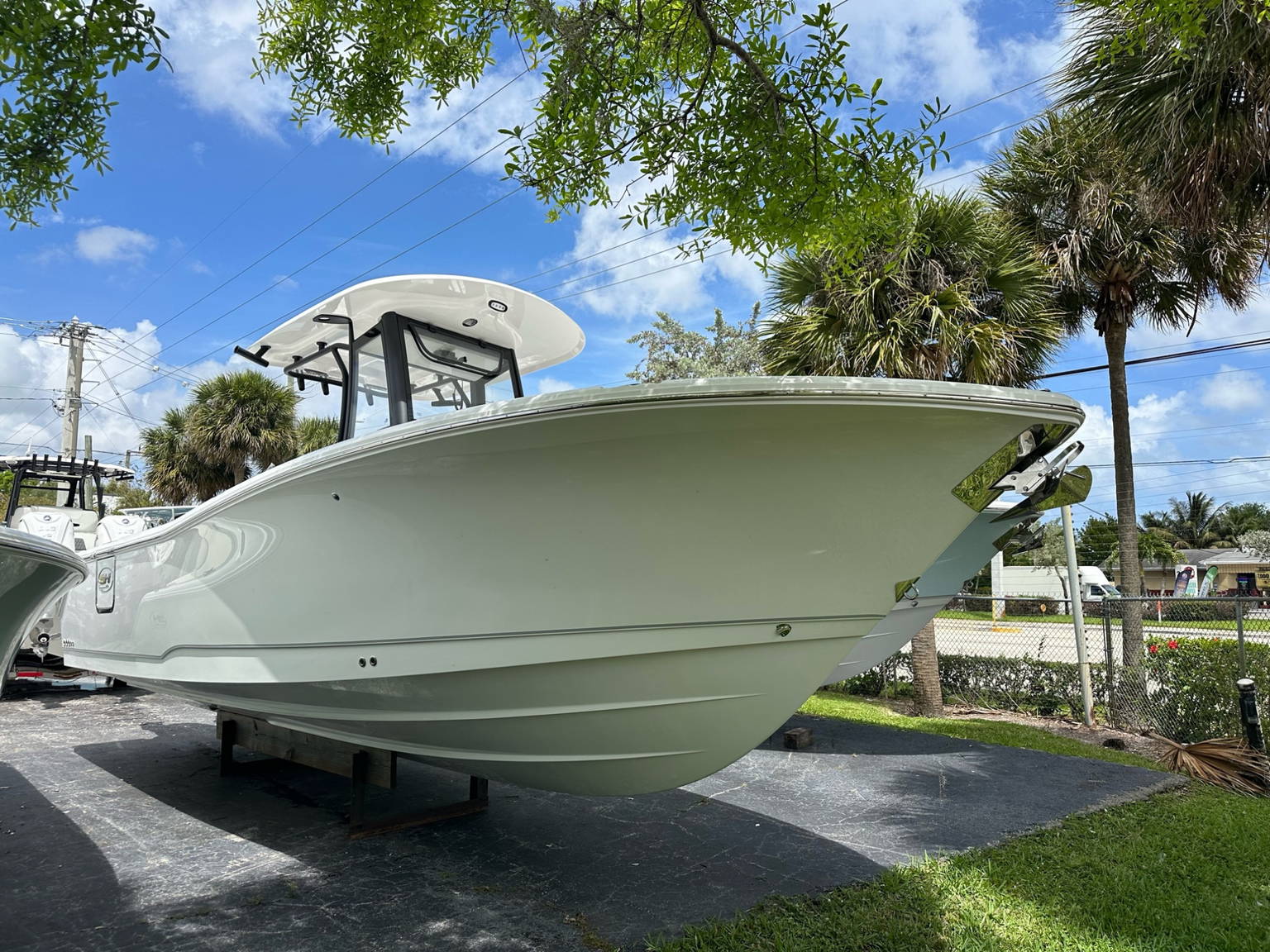 Alternative image of Sea Hunt Gamefish 27 FS in Fort Lauderdale, FL