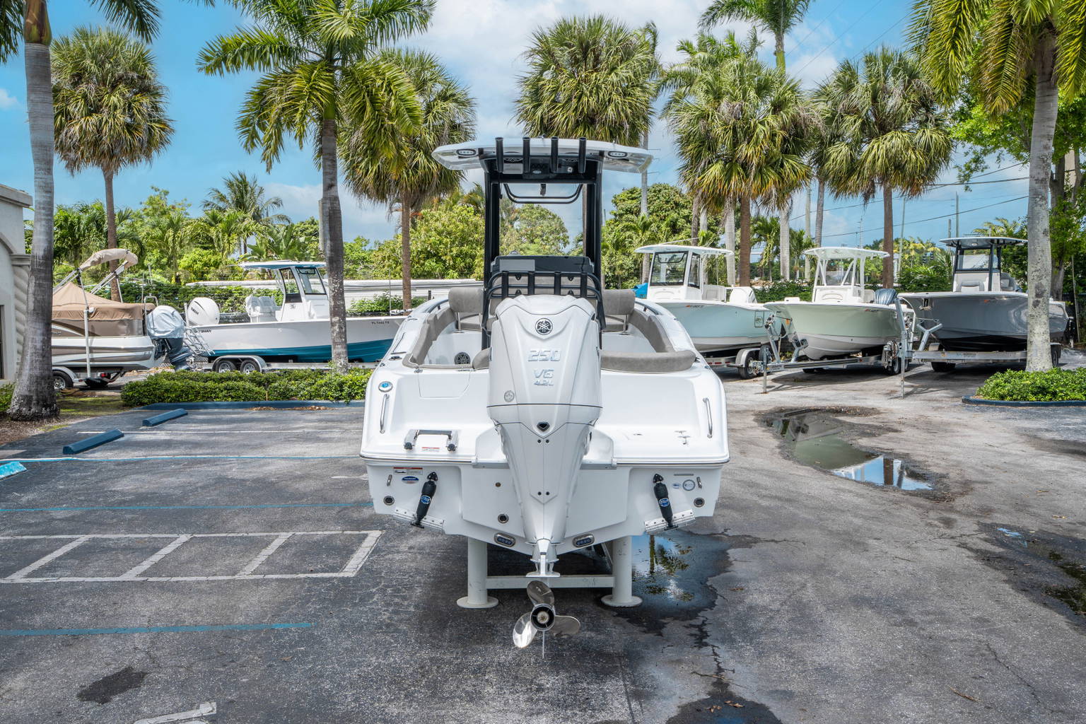 New 2026 Sea Hunt Ultra 235 SE #0133 image 3