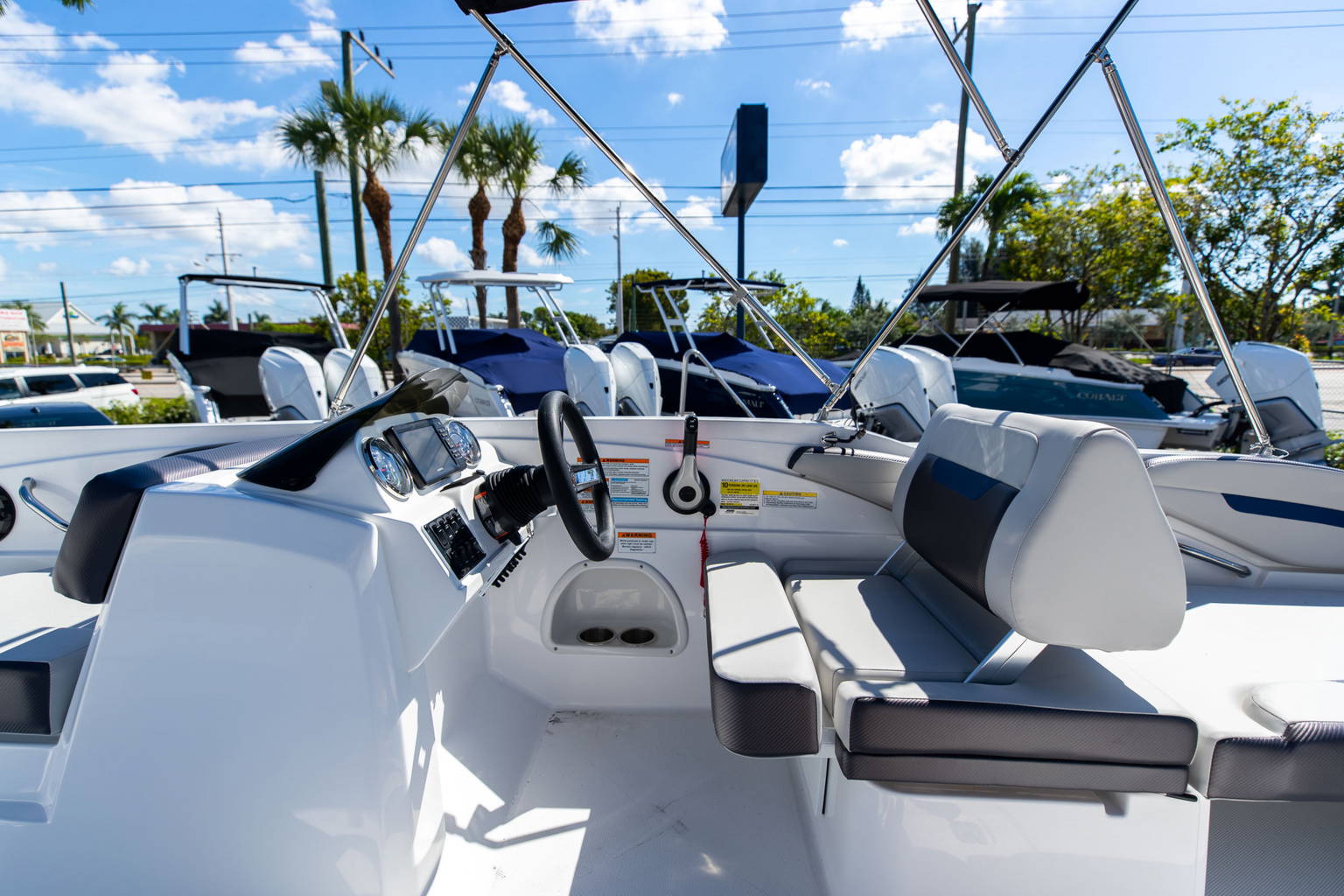 New 2023 Hurricane SunDeck Sport OB SS 205 OB #9094 image 20
