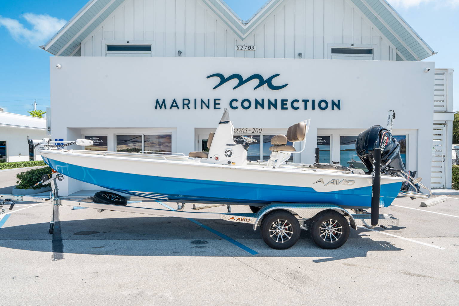 New 2026 Avid 23 Fusion #4839 image 1