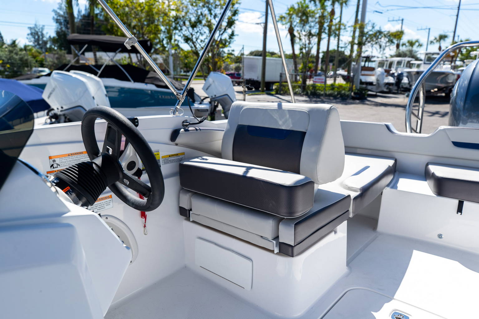 New 2023 Hurricane SunDeck Sport OB SS 205 OB #9094 image 23