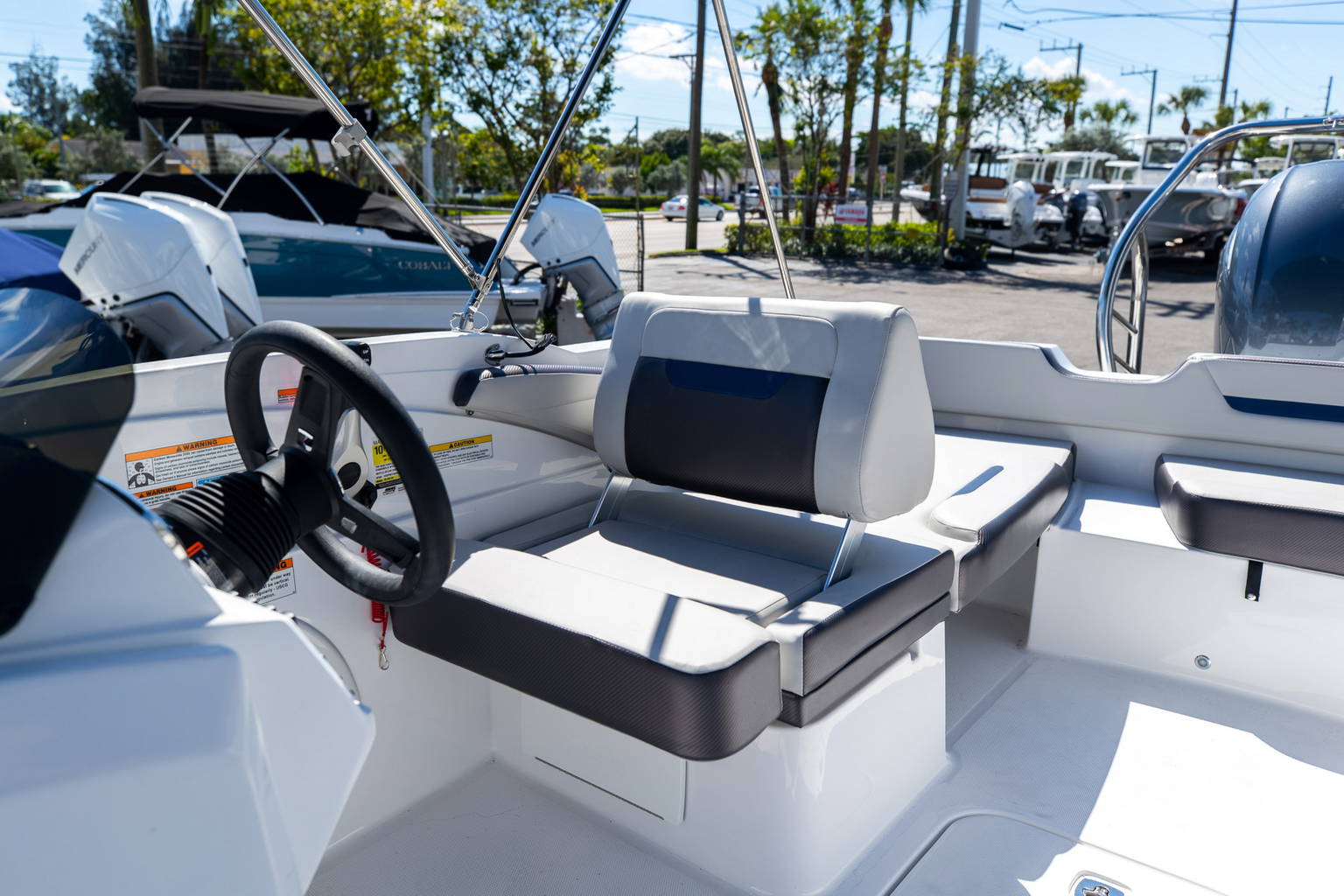 New 2023 Hurricane SunDeck Sport OB SS 205 OB #9094 image 24