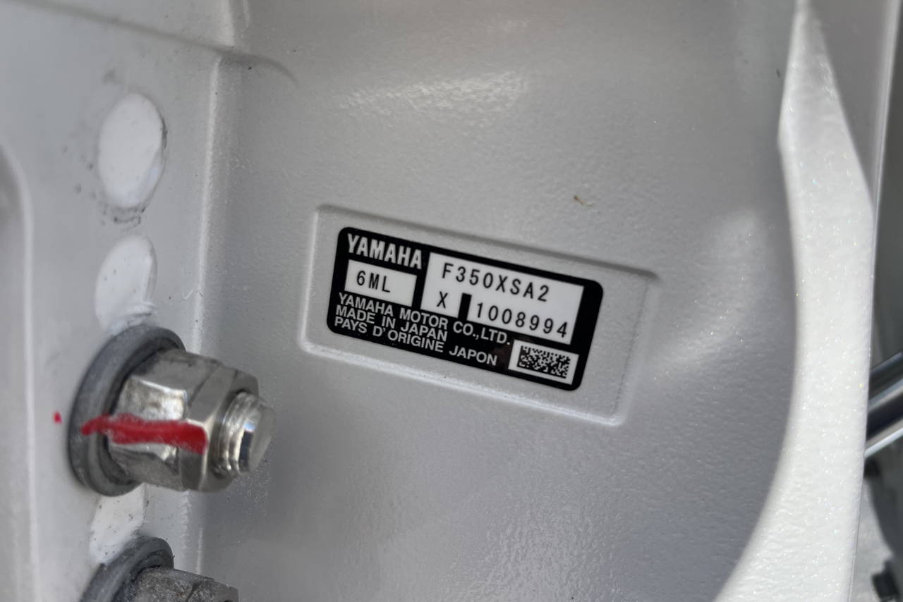 Alternative image of Cobia 320 CC in Vero Beach, FL