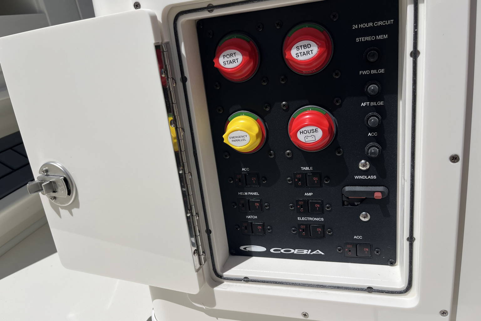 New 2026 Cobia 320 CC #A006 image 37