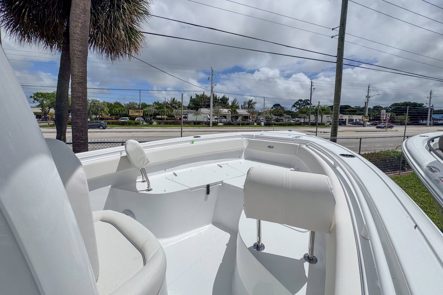 New 2026 Sea Hunt Ultra 245 SE #0262 image 5