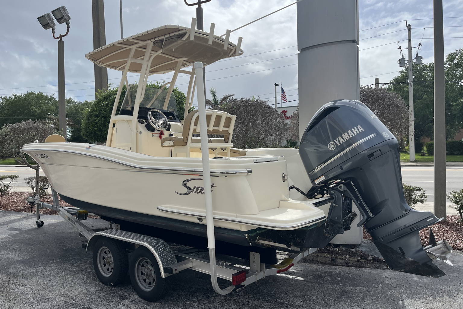 Used 2018 Scout 215 XSF #R558 image 4