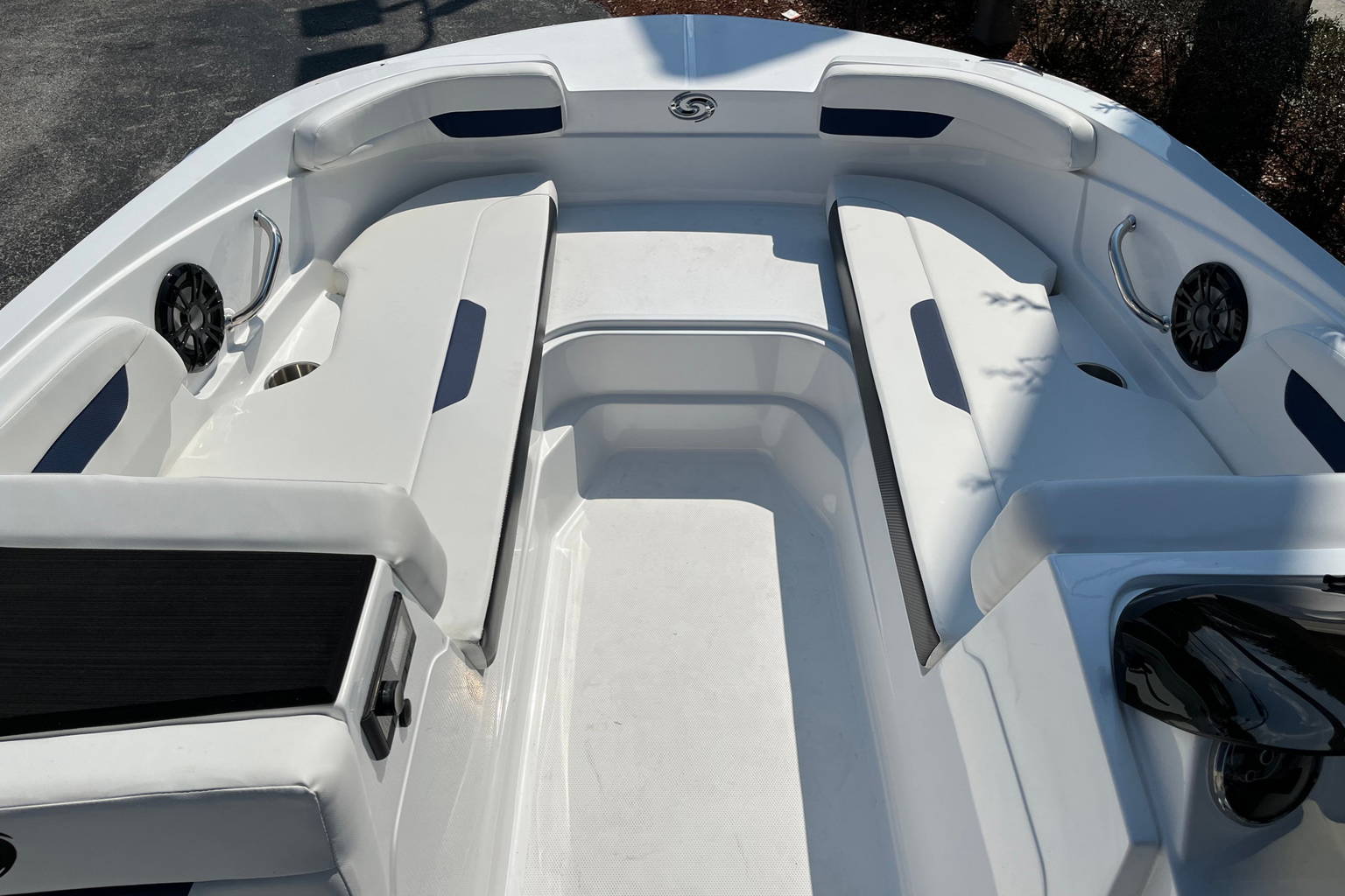 New 2023 Hurricane SunDeck Sport OB SS 185 OB #8872 image 14