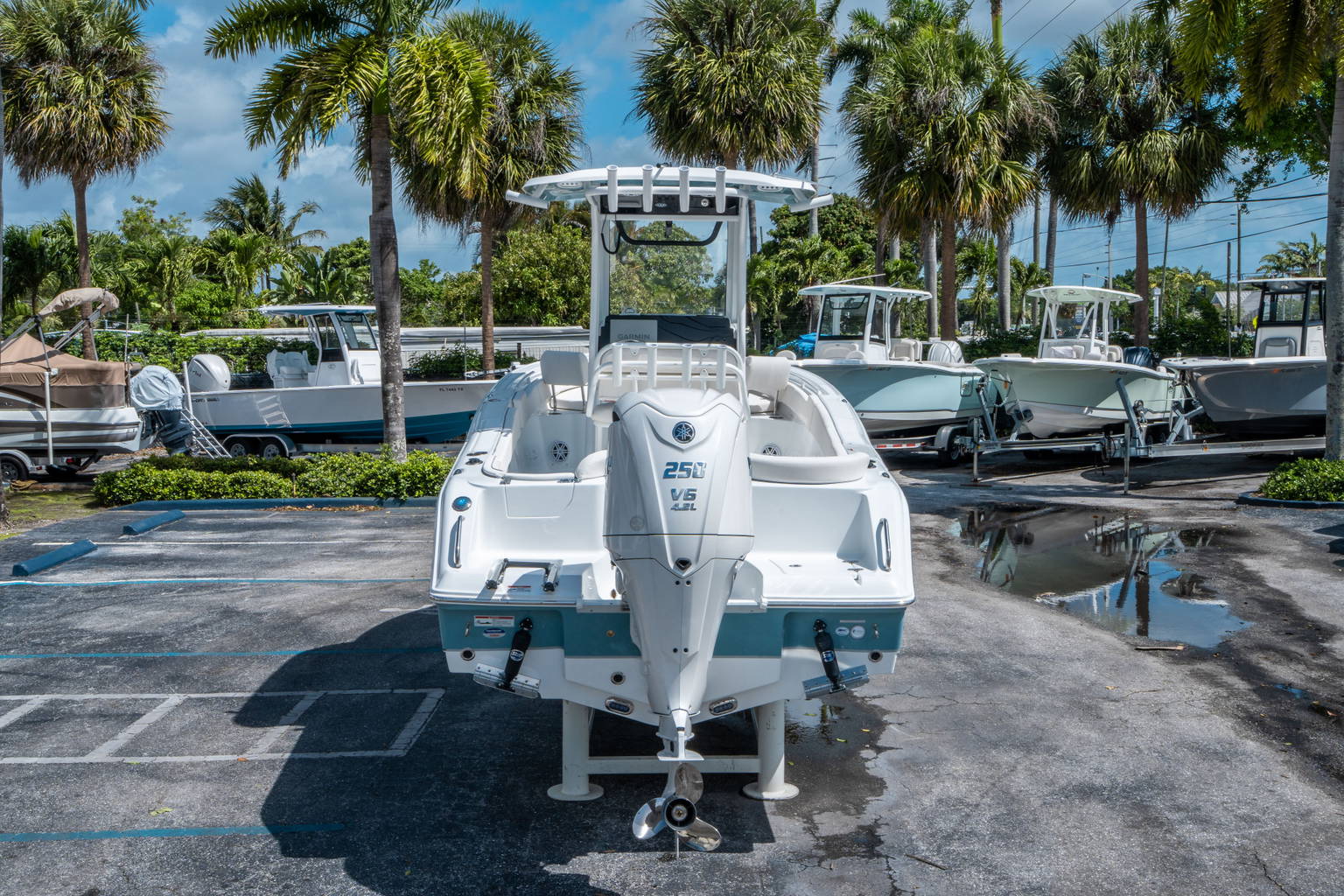 New 2026 Sea Hunt Ultra 235 SE #0137 image 3