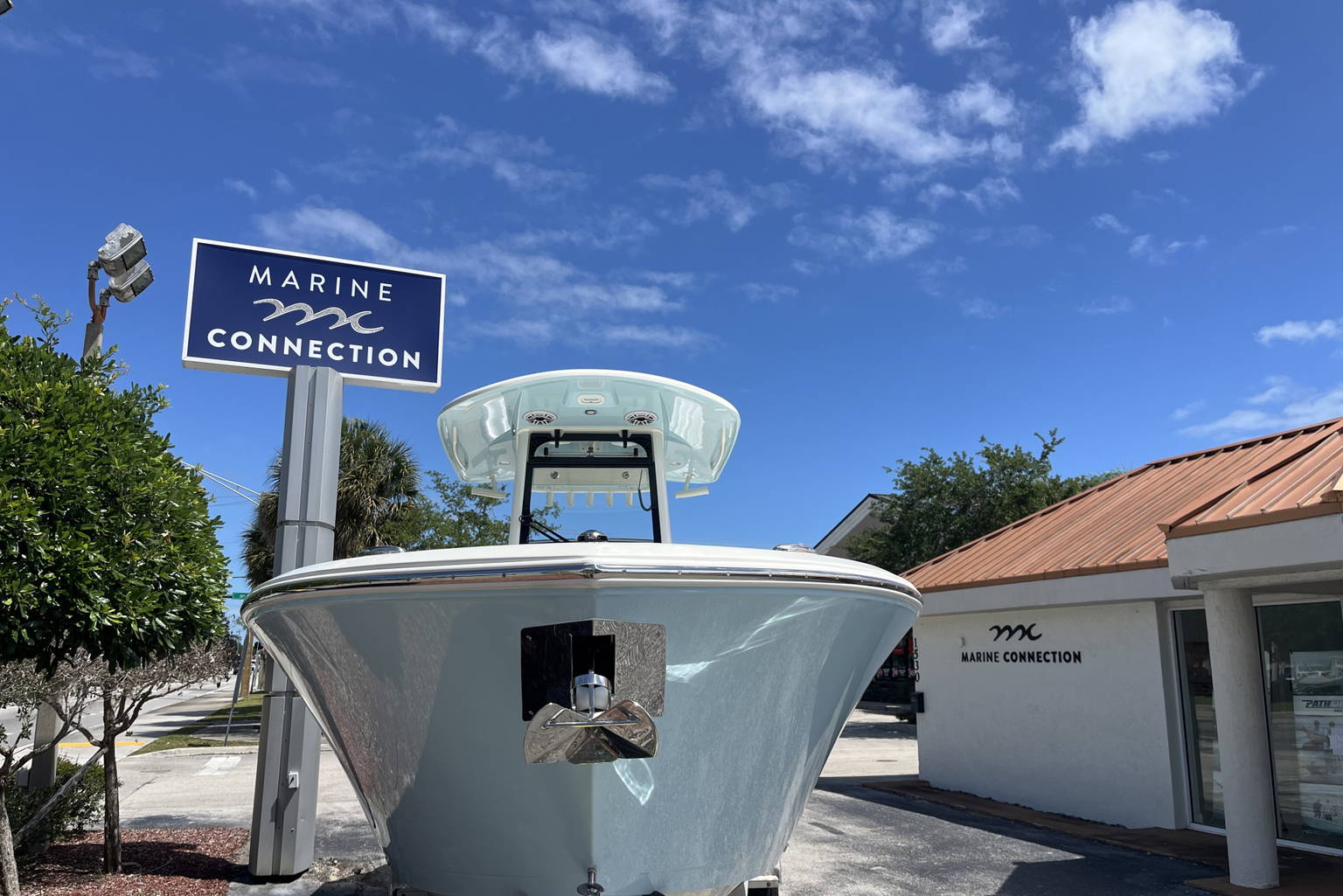 New 2026 Cobia 285 CC Open #K017 image 3