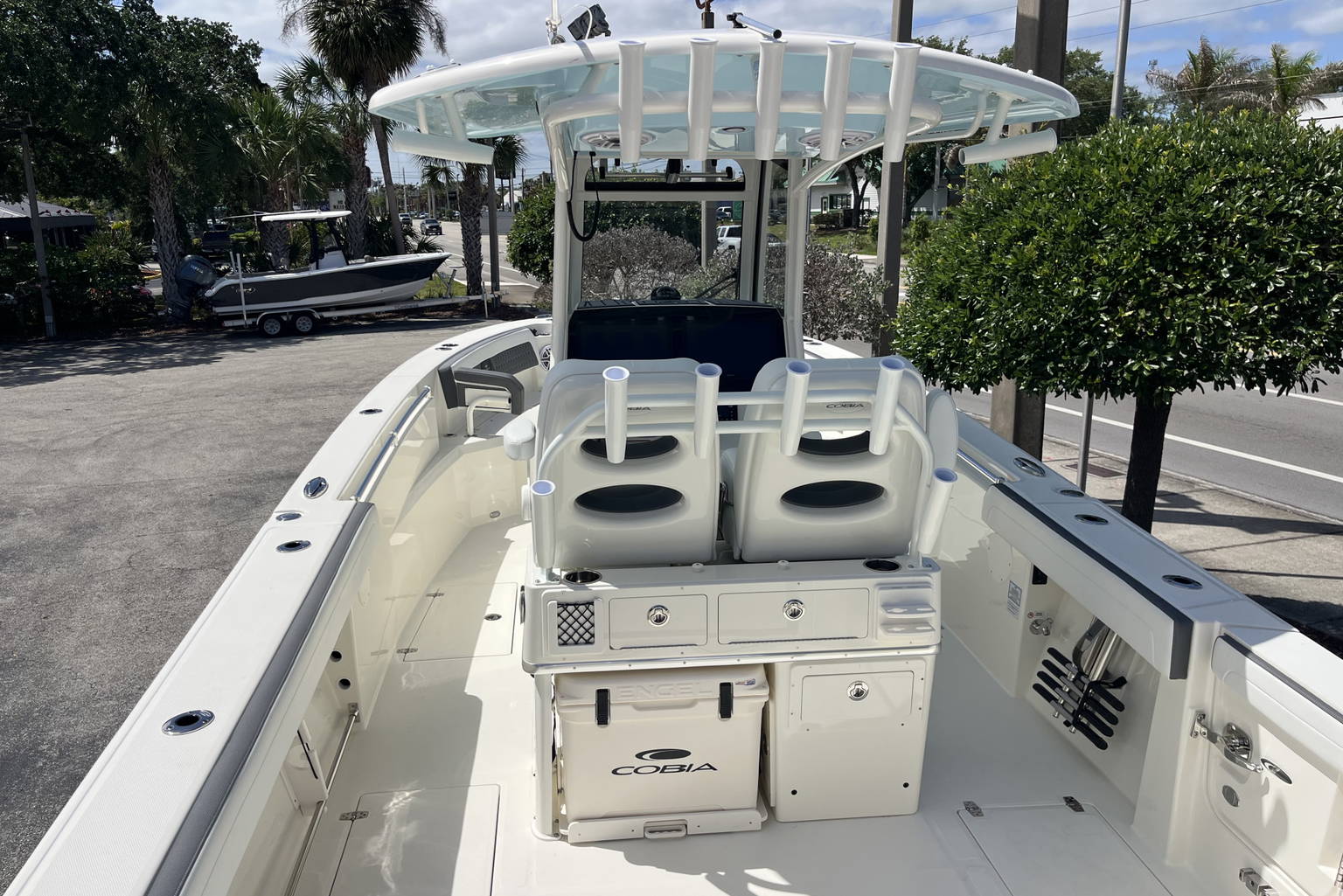 New 2026 Cobia 285 CC Open #K017 image 10