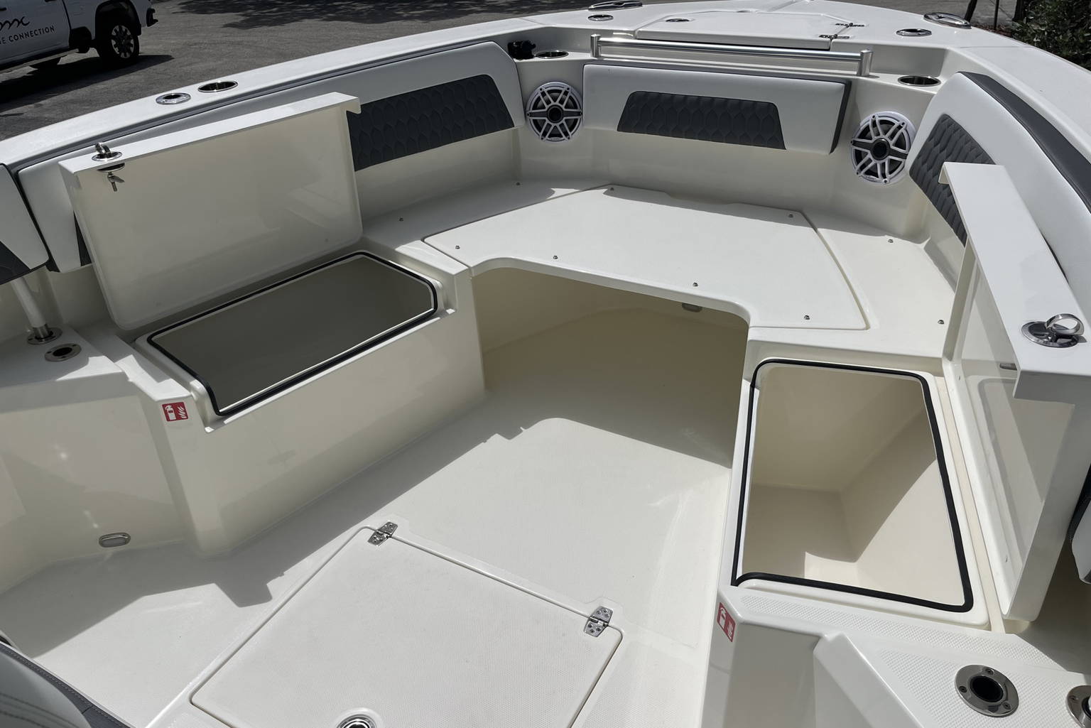 New 2026 Cobia 285 CC Open #K017 image 18