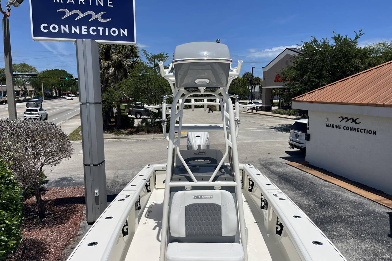 Alternative image of Pathfinder 2700 Open in Vero Beach, FL