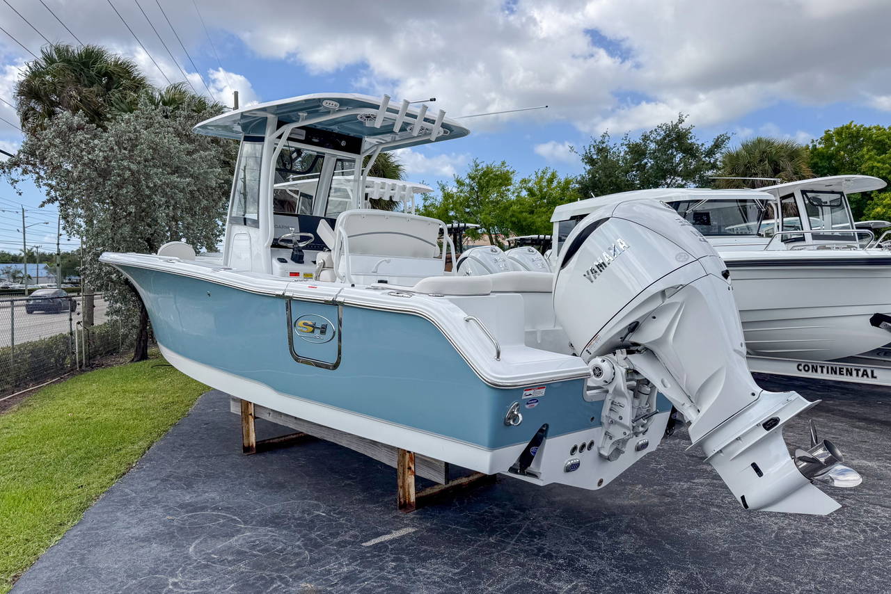 Alternative image of Sea Hunt Ultra 255 SE in West Palm Beach, FL