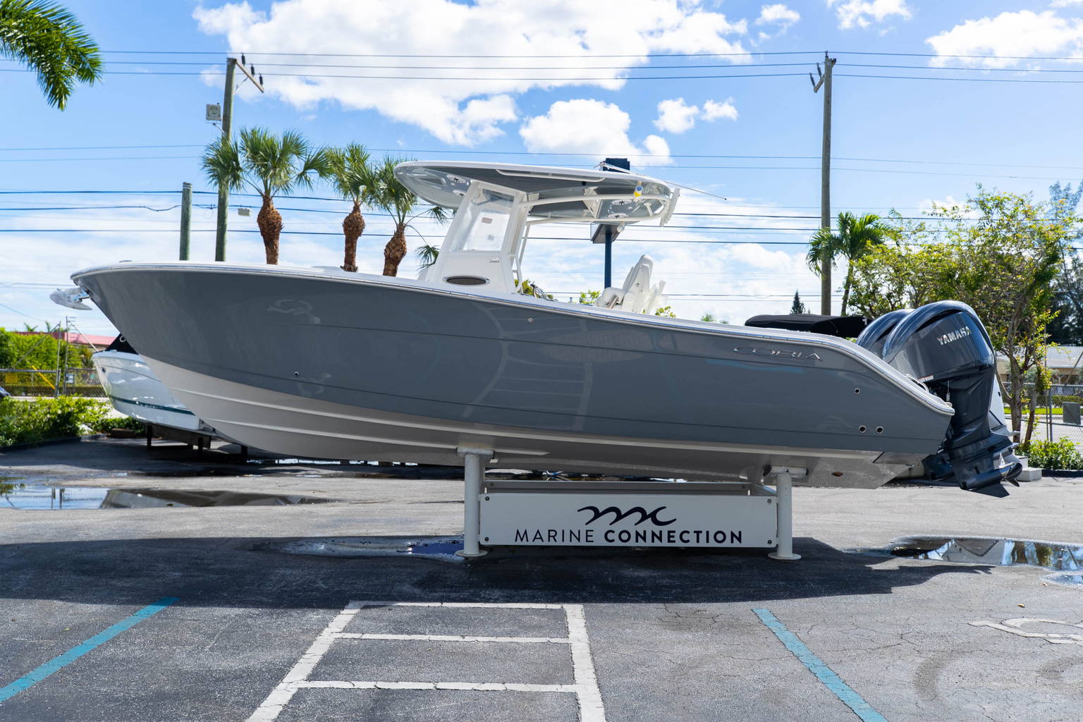 New 2023 Cobia 280 CC #D021 image 5