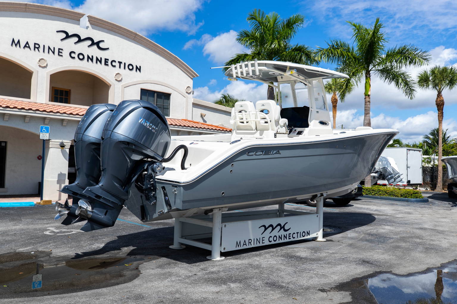 New 2023 Cobia 280 CC #D021 image 8