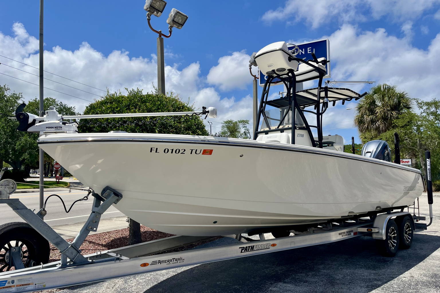 Used 2024 Pathfinder 2700 Open #F022 image 3
