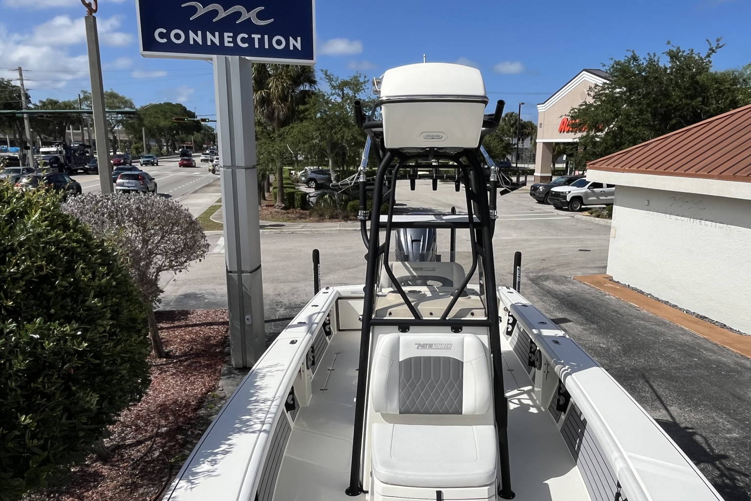 Used 2024 Pathfinder 2700 Open #F022 image 22