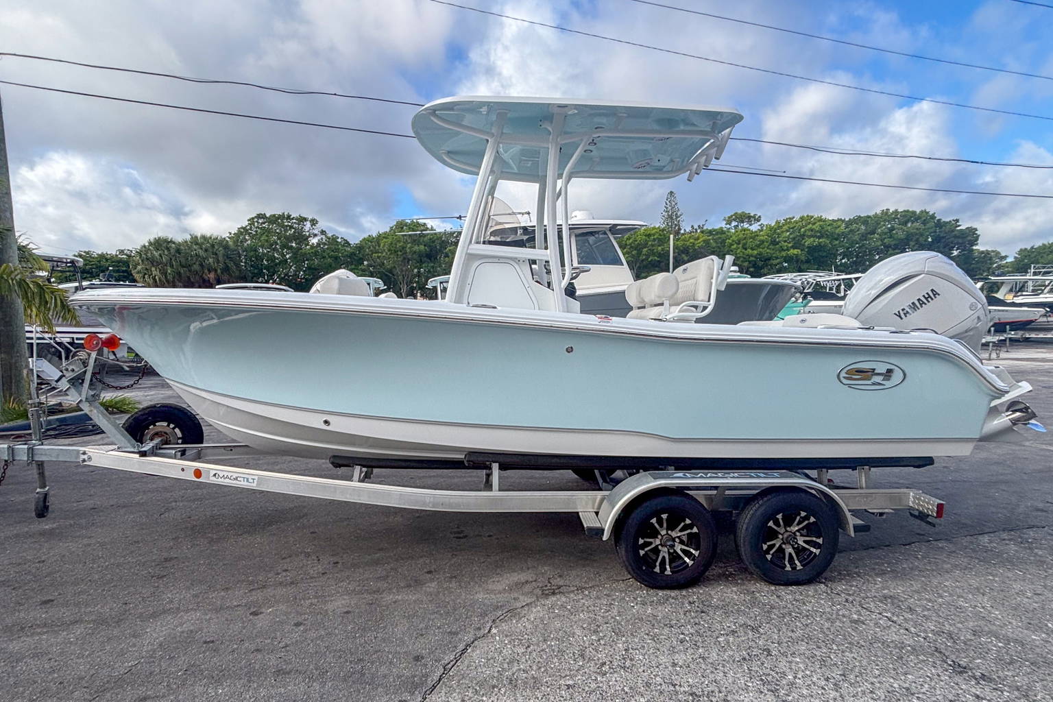 New 2026 Sea Hunt Ultra 219 #0400 image 2