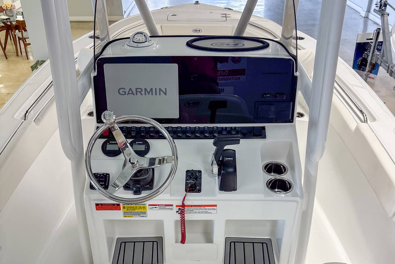 Alternative image of Sea Hunt Ultra 219 in Miami, FL
