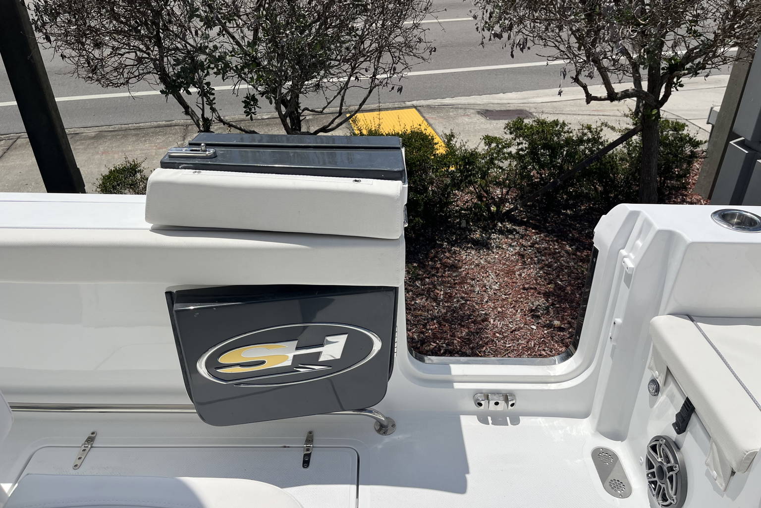 New 2026 Sea Hunt Gamefish 27 CB #0047 image 31