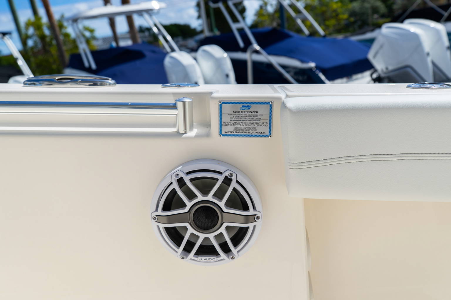 New 2023 Cobia 280 CC #D021 image 32